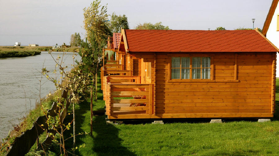 rekreációs központ sátorváros kemping egész évben vidéki házak szobák szállás szállás Lengyelországban Balti-tenger Leba